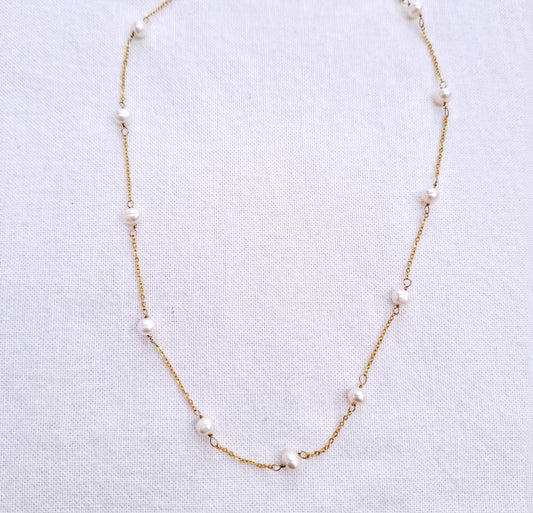 The Polka Dot - Necklace in silver or gold