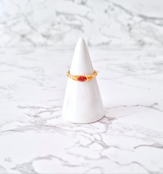 Classic Garnet ring