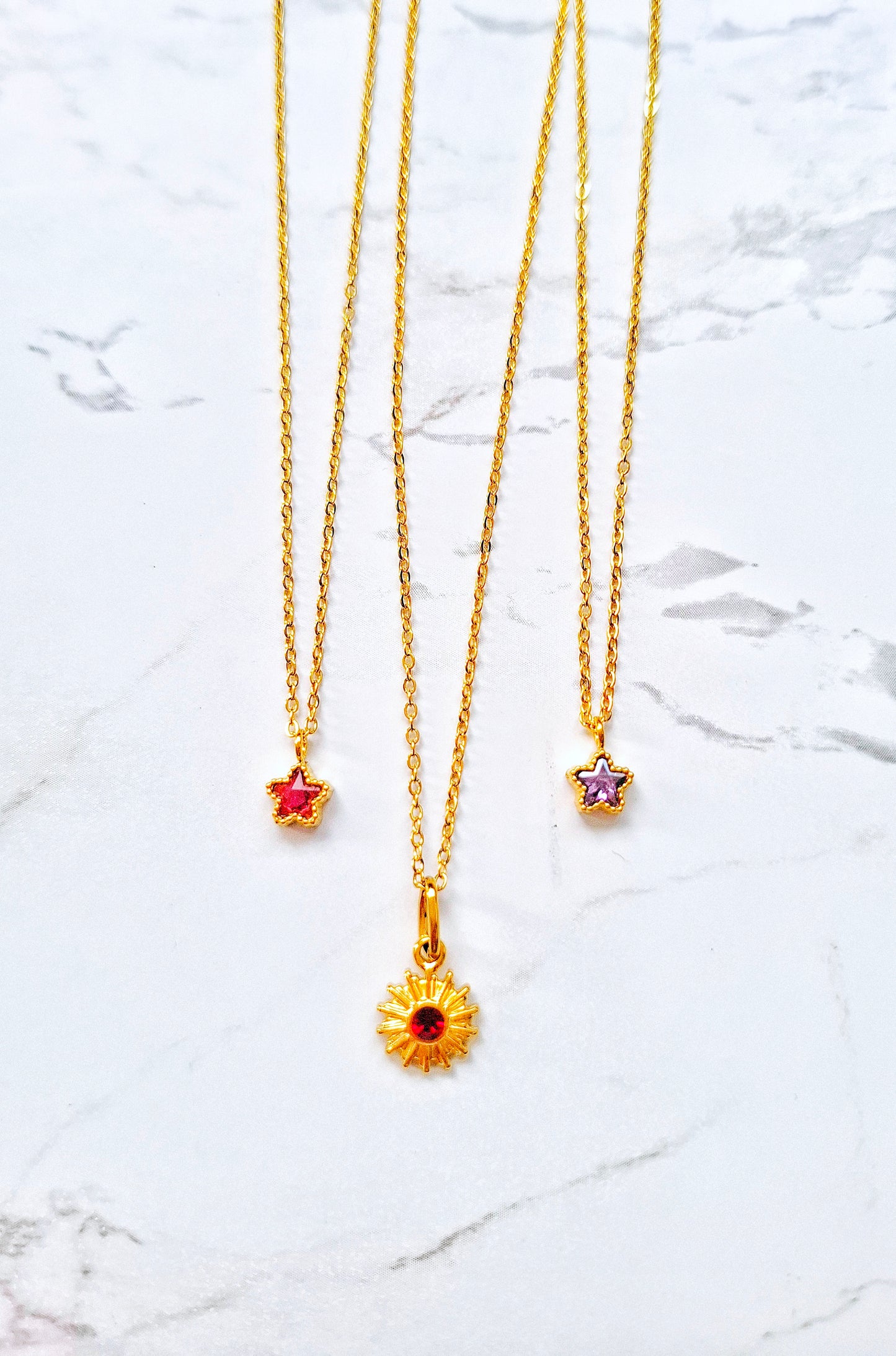 Mira garnet necklace