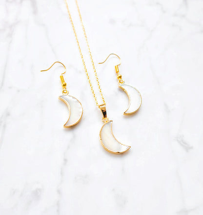 MOON gold necklace