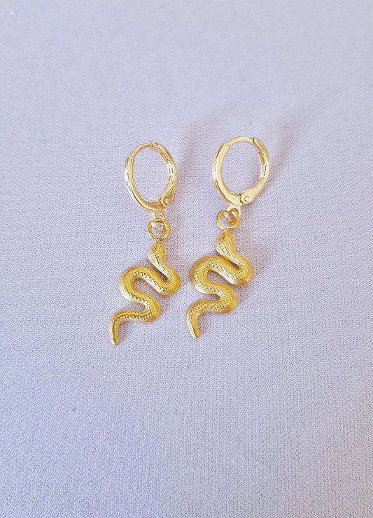 Snake earrings gold