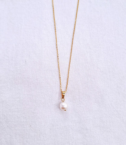 The Minimal - Necklace in silver or gold