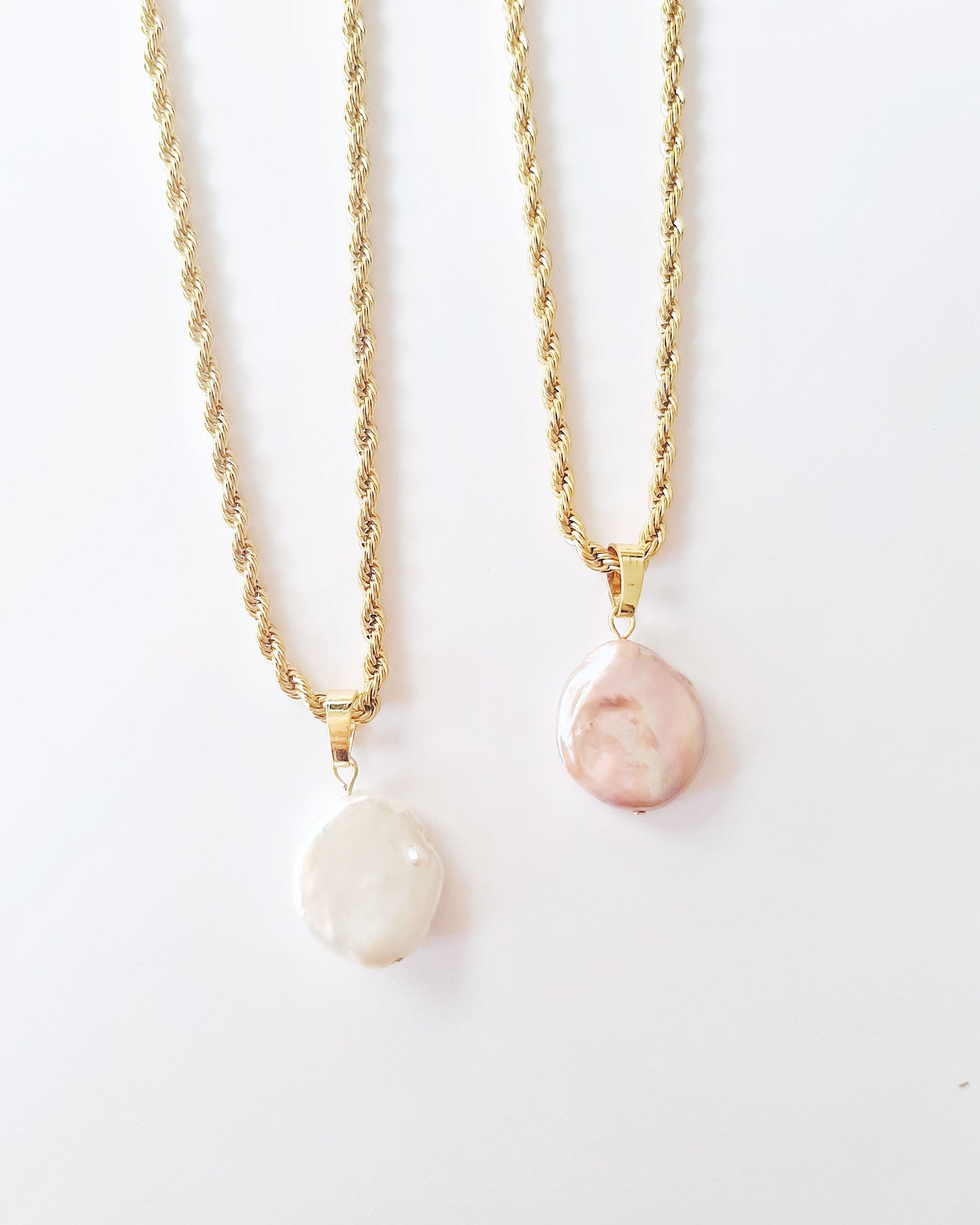 Perla pink gold necklace